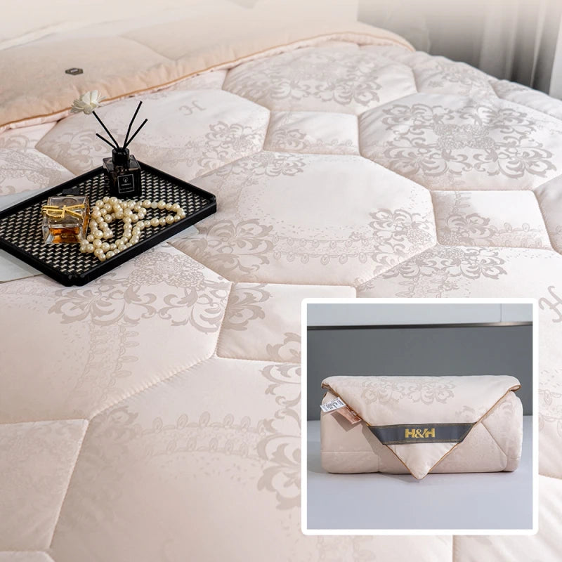 《買1送1》蠶絲燕窩能量防寒被 - 特級蠶絲 親膚UP